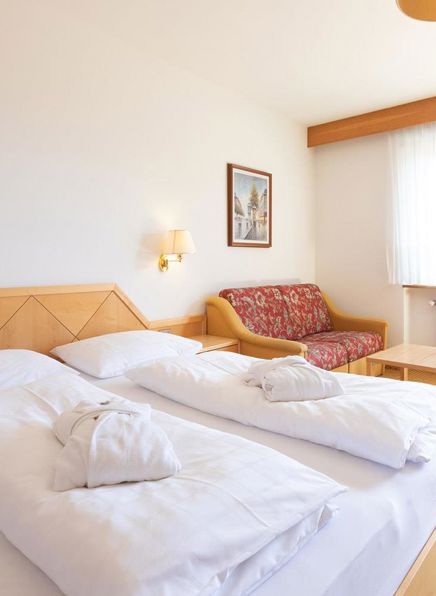 Comfort Double Room with seating and balcony