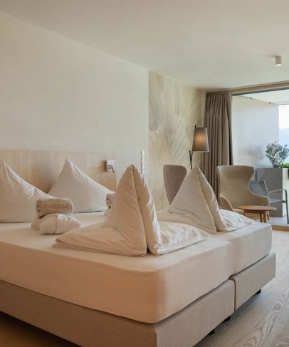 2025-05-hotel-laurin-044lumina